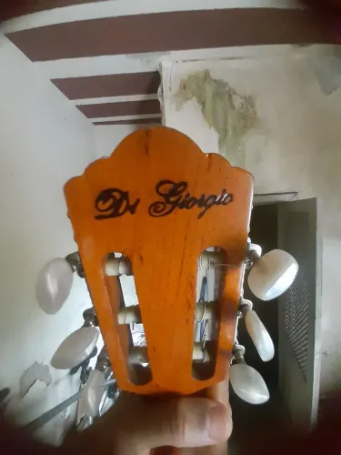 Violão di Giorgio marrom