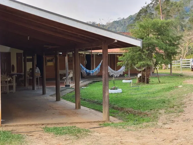 FAZENDA NA PECUÁRIA A VENDA NO ESTADO DO PARANÁ - PR ?? Área Total: 421 Alqueires ou 1.018