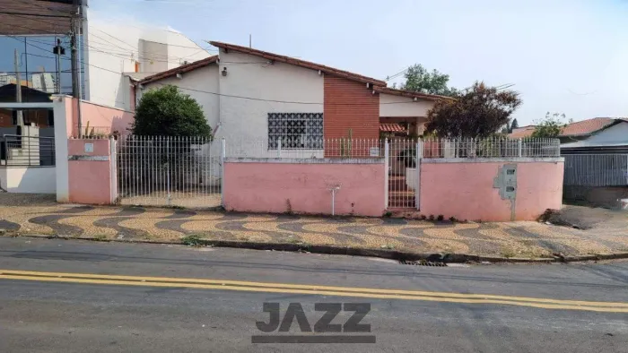 Casa / Sobrado em Jardim Bela Vista