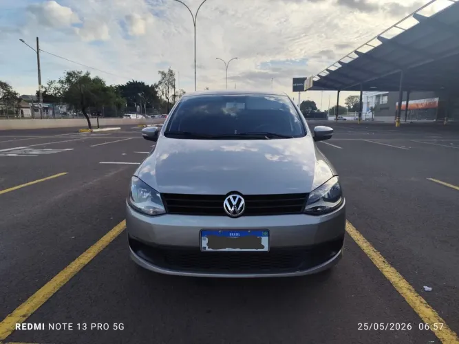Volkswagen Fox 1.0 MI Total Flex 8V 5P 2011