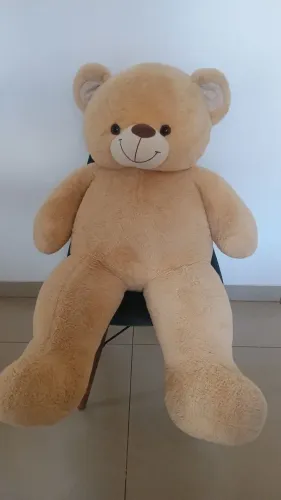 Ursa de pelúcia grande
