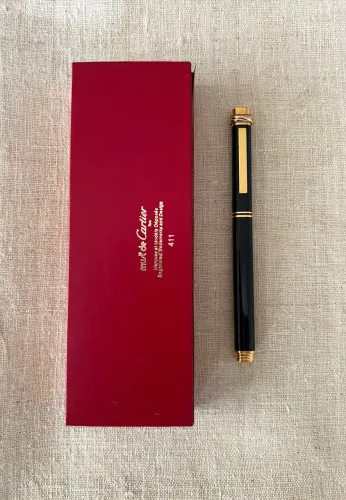 Caneta Cartier original laca preta com estojo