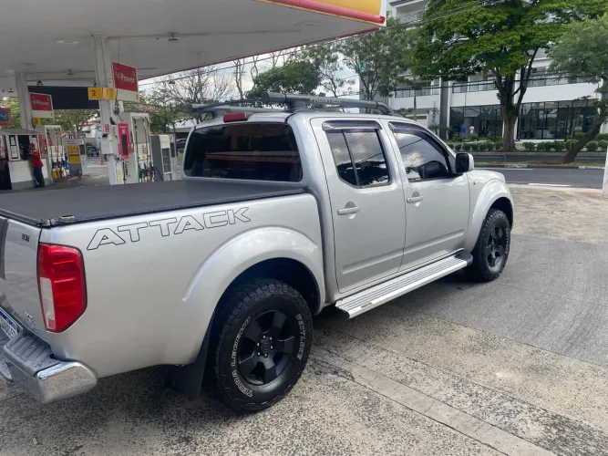 Nissan Frontier XE CD 4X4 2.5 TB Diesel 2011