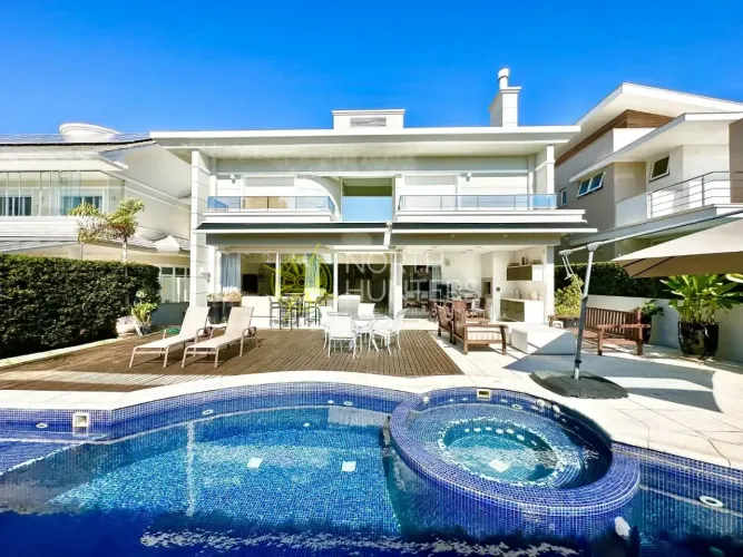 Casa para Locação 4 Quartos, 4 Suites, 4 Vagas, 450M², Jurerê Internacional, Florianópolis