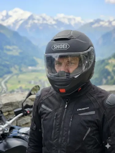 Capacete Shoei Neotec Escamoteável