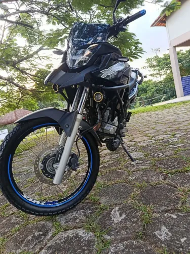 MOTO TOOP, pneus bons, revisão em dia, detalhes a serem combinados .