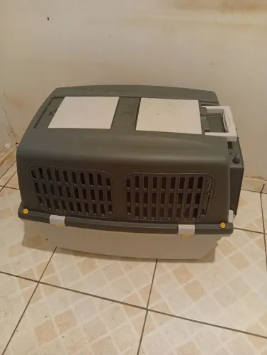 Caixa de transporte para cães