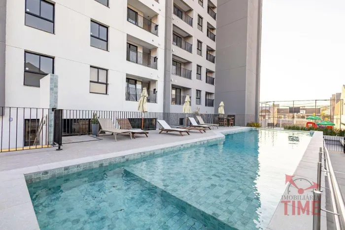 Apartamento Tingui Curitiba  2 Quartos, Andar Alto, Condomínio Clube - AP0760
