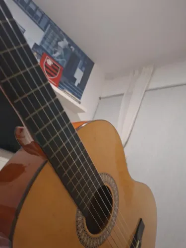 Violão usado em ótimo estado Vogga !