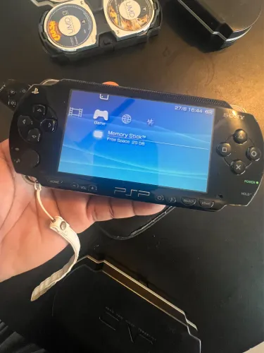 PSP 1000 Original + Desbloqueado + Acessórios