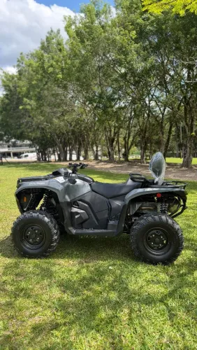 Quadriciclo Can-Am 500 Max