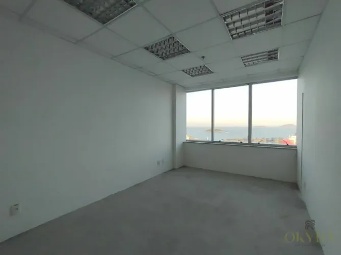 Sala comercial PetroOffice para LOCAÇÃO ou VENDA.