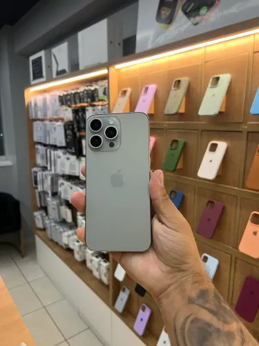 iphone 15 pro Max 256gb NATURAL LINDO