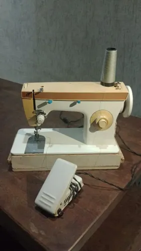 Máquina de costura