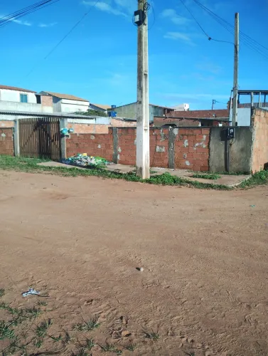 Terreno de esquina com quarto suite