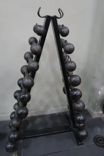 KIT DE HALTERES COM SUPORTE - OPORTUNIDADE