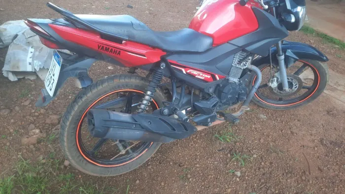 Moto bem conservada