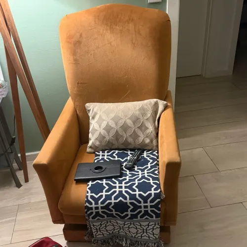 Poltrona de veludo balanço 