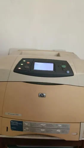 Impressora HP ( só liga)