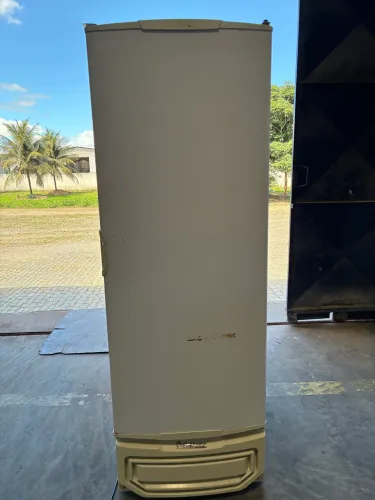 Refrigerador Vertical Gelopar GTPC-575 - 577L (220V)