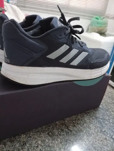 Tênis Adidas,usado duas vezes