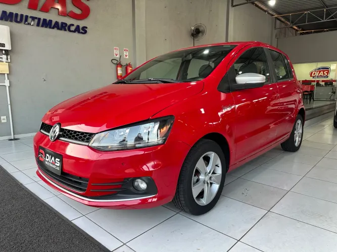 Volkswagen Fox Rock IN RIO 1.6 MI Total Flex 8V 5P 2016