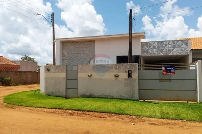 Casa de Esquina no Bairro Assosete R$ 166.000
