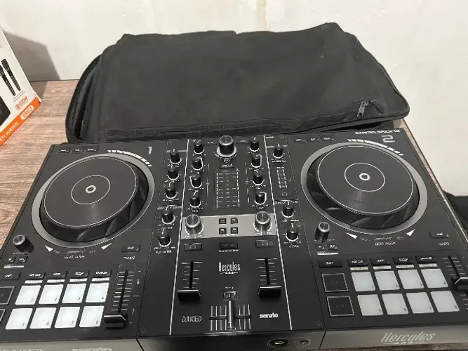 CONTROLADORA PARA DJ - Hércules Impulse 500