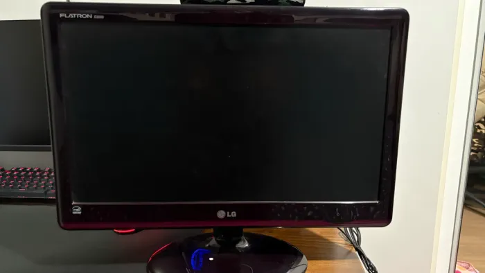 monitor LG Flatron E2050T 