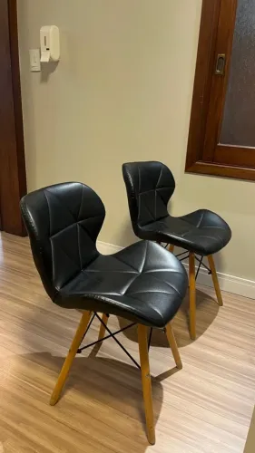 Cadeira Eames Eiffel preta