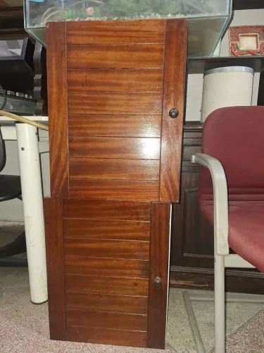 Armário antigo aéreo madeira com formica.