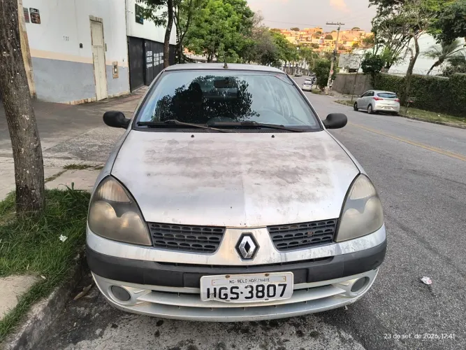 Renault Clio Sedan RN/ Expression 1.6 16V 4P 2004