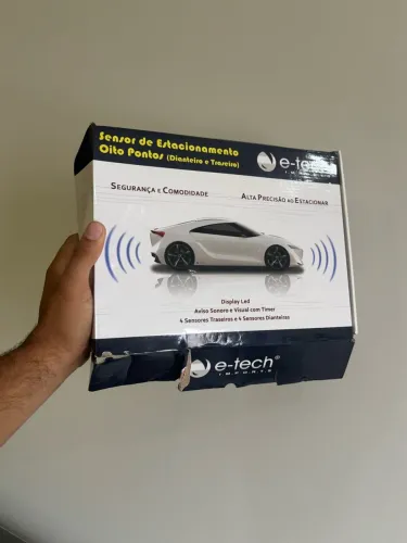 Sensor de estacionamento oito pontos ( dianteiro e traseiro)