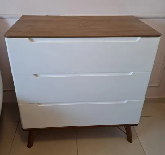 Cômoda infantil com 3 gavetas