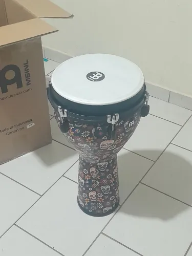 Djembe Mail 12 polegadas zero na caixa