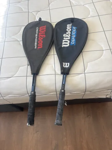 raquete de squash wilson