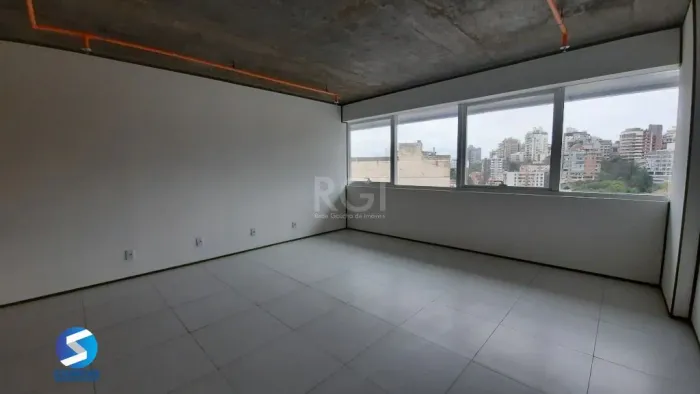 Sala Para Comprar m² por R$ 350.000,00- Floresta - Porto Alegre/RS