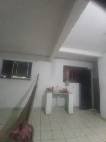 Quarto no primeiro andar do ponto de entrega, na alameda fé em Deus 12, Centro de marituba