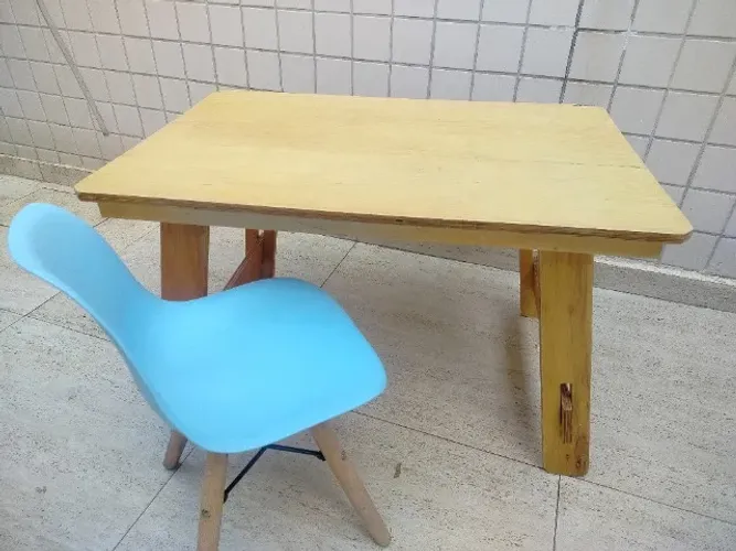 Kit mesa com cadeirinha Leve Magia mostruário Leia anúncio