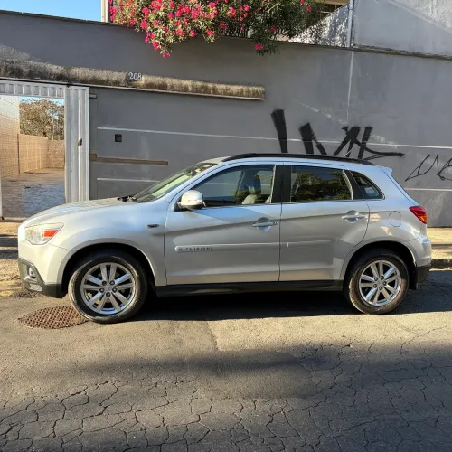 Mitsubishi ASX 2.0 16V 4X4 160cv Aut. 2012
