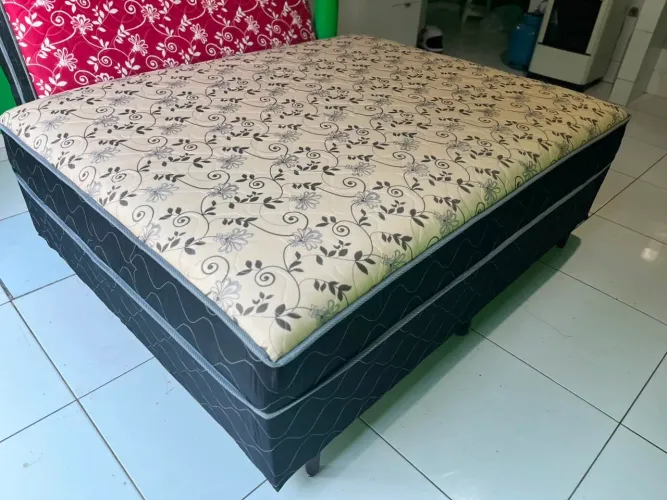 Cama QUEEN