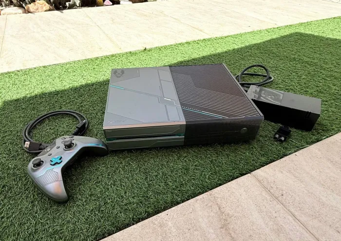 Xbox One Fat - Edição Limitada Halo