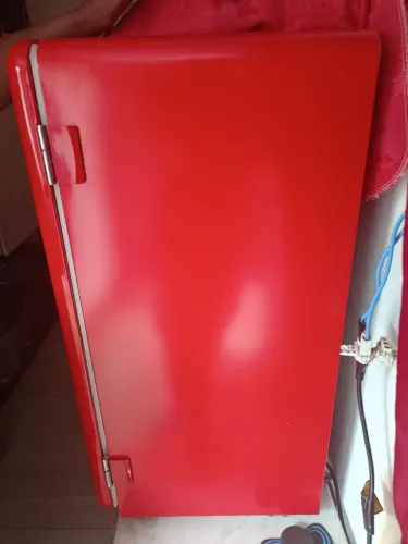 Vendo geladeira mini perfeito estado