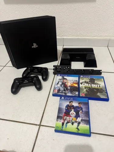 PS4 PRO