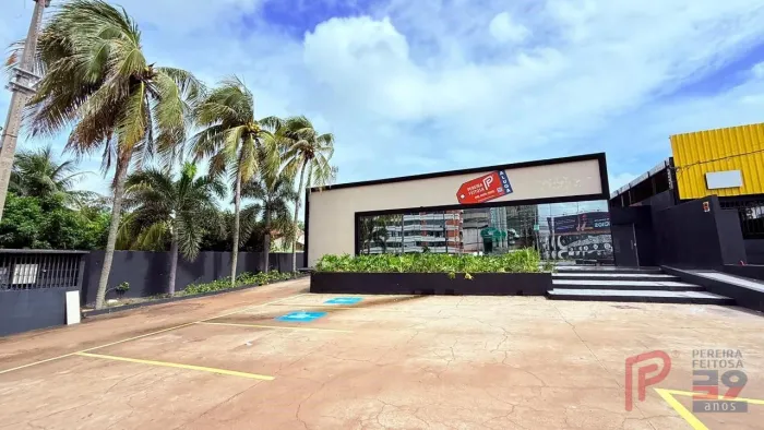 Prédio Comercial na Holandeses