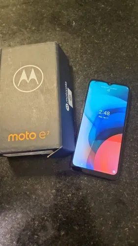 Moto E7 Dual SIM 32 GB cinza-metálico Motorola