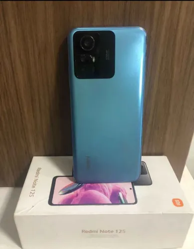 Redmi note 12s, 256 gigas de armazenamento e 8 de ram + 4 de ram plus, aceito troca
