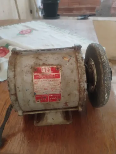 Motor elétrico