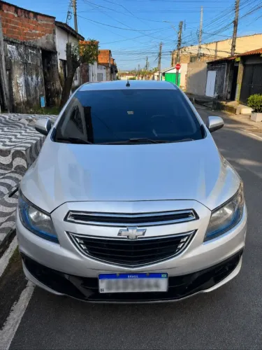 Chevrolet Onix Hatch LT 1.0 8V Flex Power Mec. 4P 2014