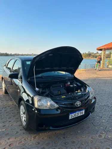 Aluguel toyota etios